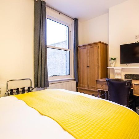 Oyo The Greenland Hotel London Exterior photo