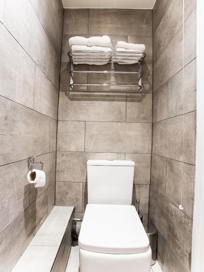 Oyo The Greenland Hotel London Exterior photo