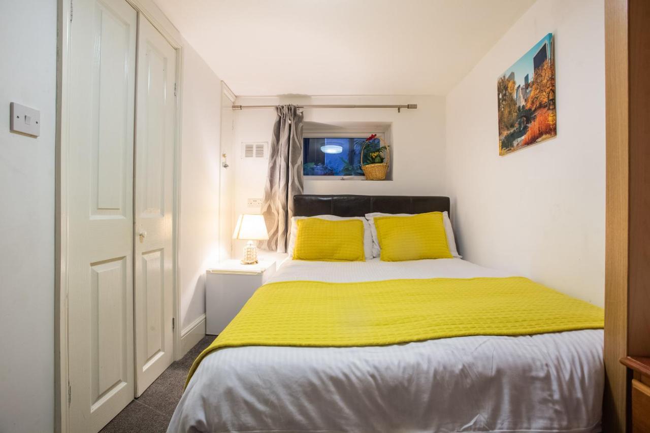 Oyo The Greenland Hotel London Exterior photo