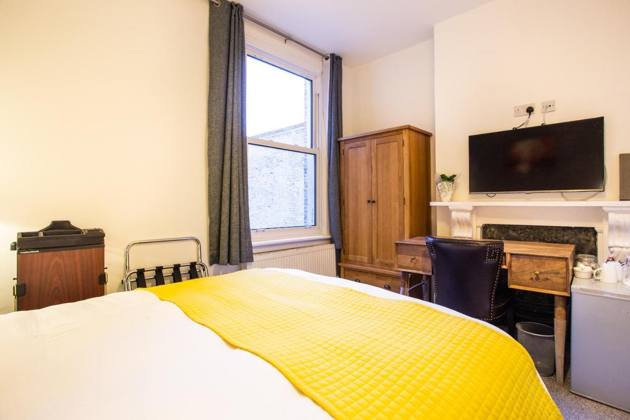 Oyo The Greenland Hotel London Exterior photo