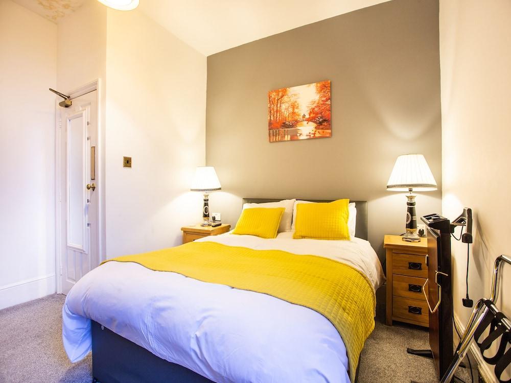 Oyo The Greenland Hotel London Exterior photo